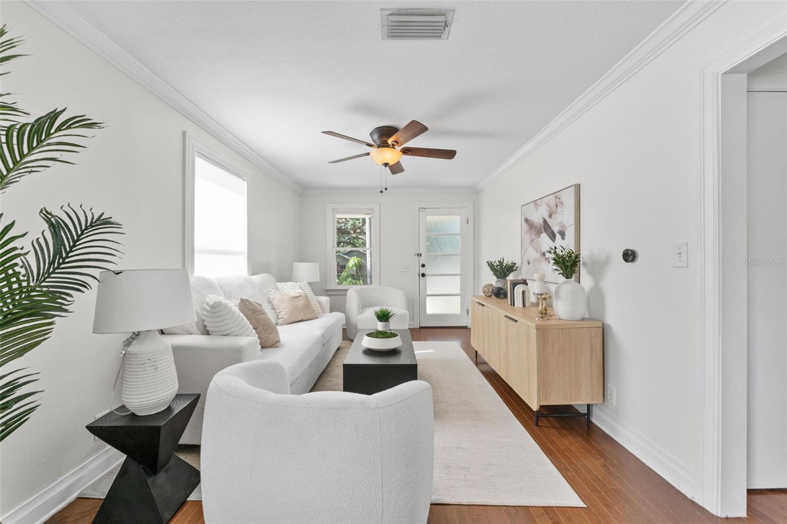 1707 E HENRY AVE, TAMPA, FL, 33610