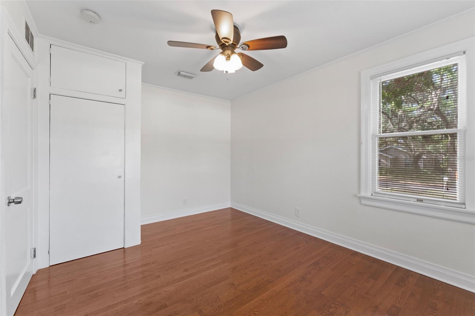 1707 E HENRY AVE, TAMPA, FL, 33610