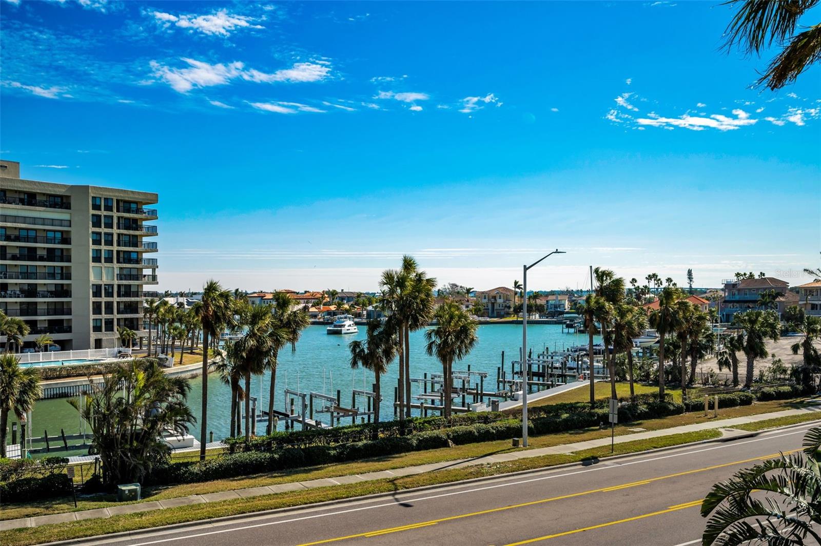 1660 GULF BLVD #307, CLEARWATER BEACH, FL, 33767