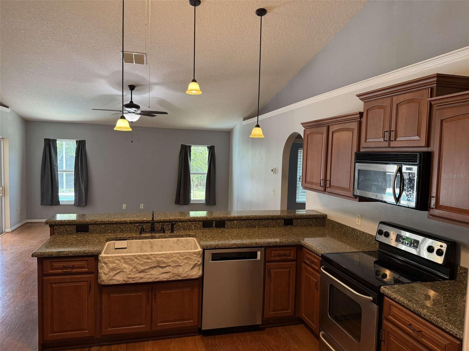 3030 BRIGHTON RD, EUSTIS, FL, 32726