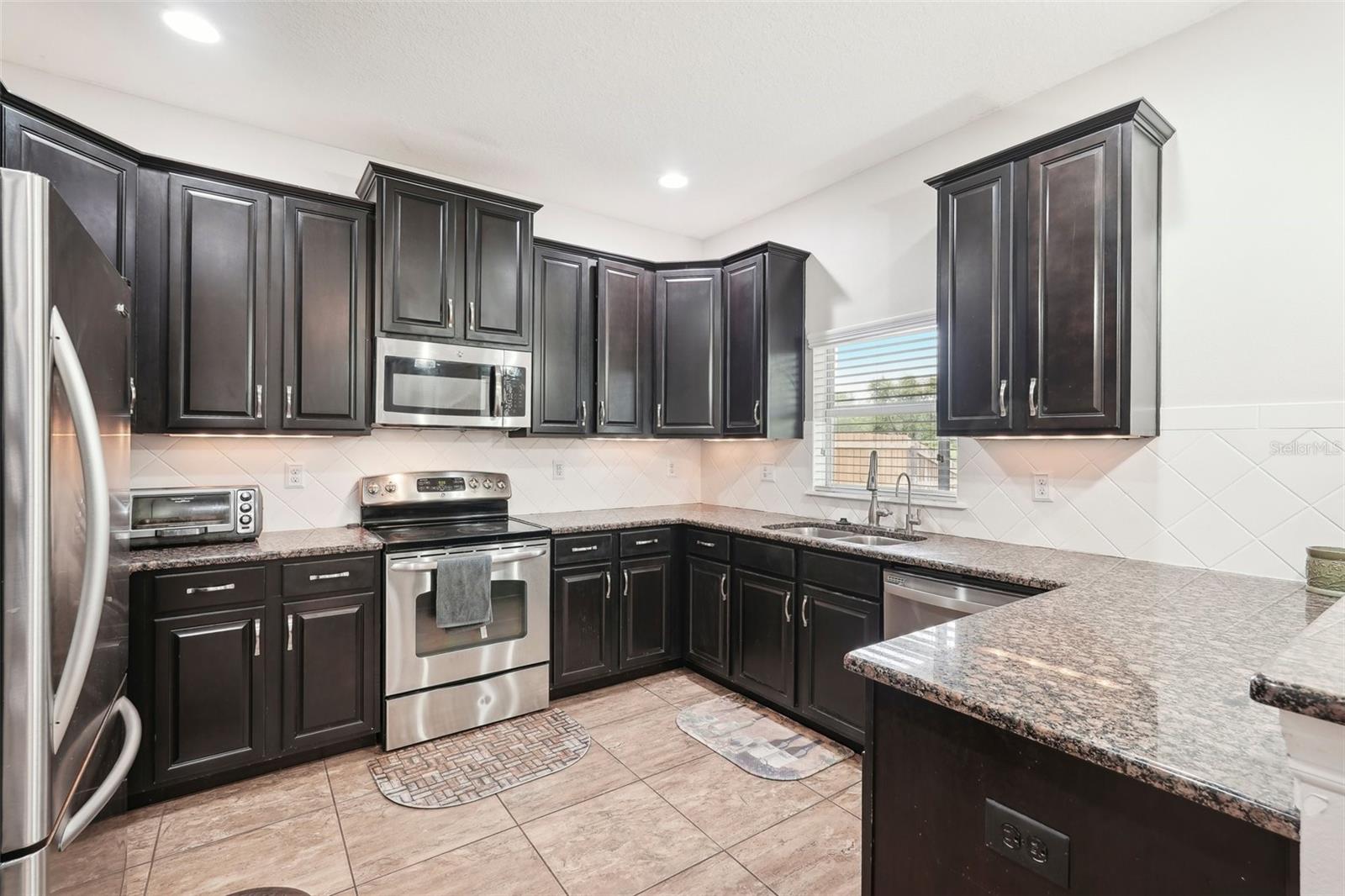 12402 FAIRLAWN DR, RIVERVIEW, FL, 33579