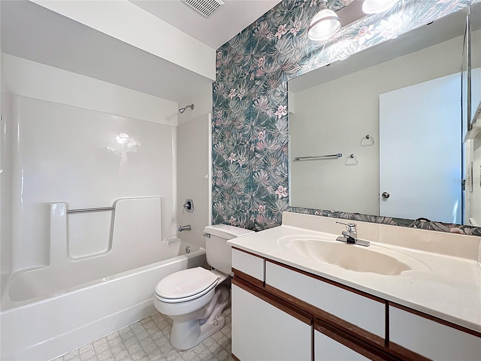 2558 ACADEMY AVE, DELTONA, FL, 32738