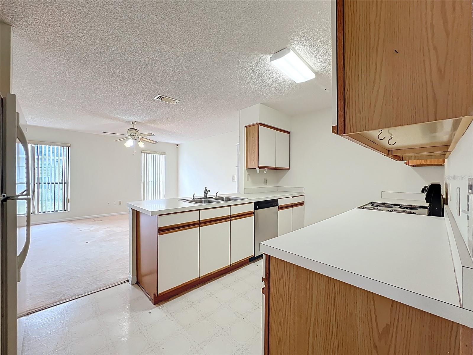 2558 ACADEMY AVE, DELTONA, FL, 32738