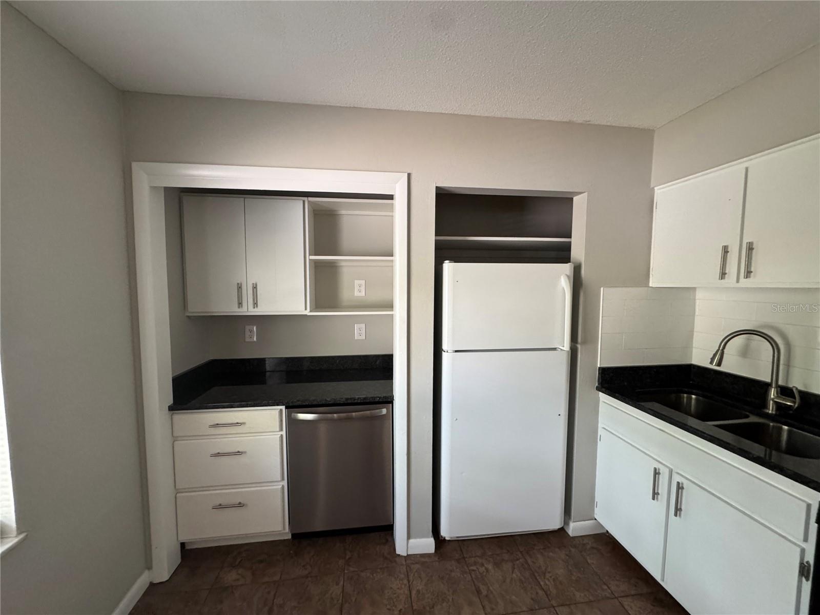 515 OAK AVE, MOUNT DORA, FL, 32757