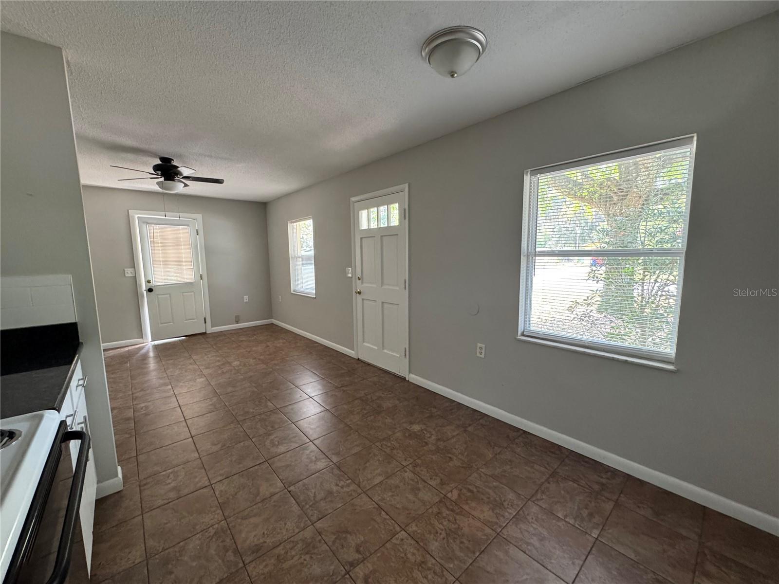 515 OAK AVE, MOUNT DORA, FL, 32757