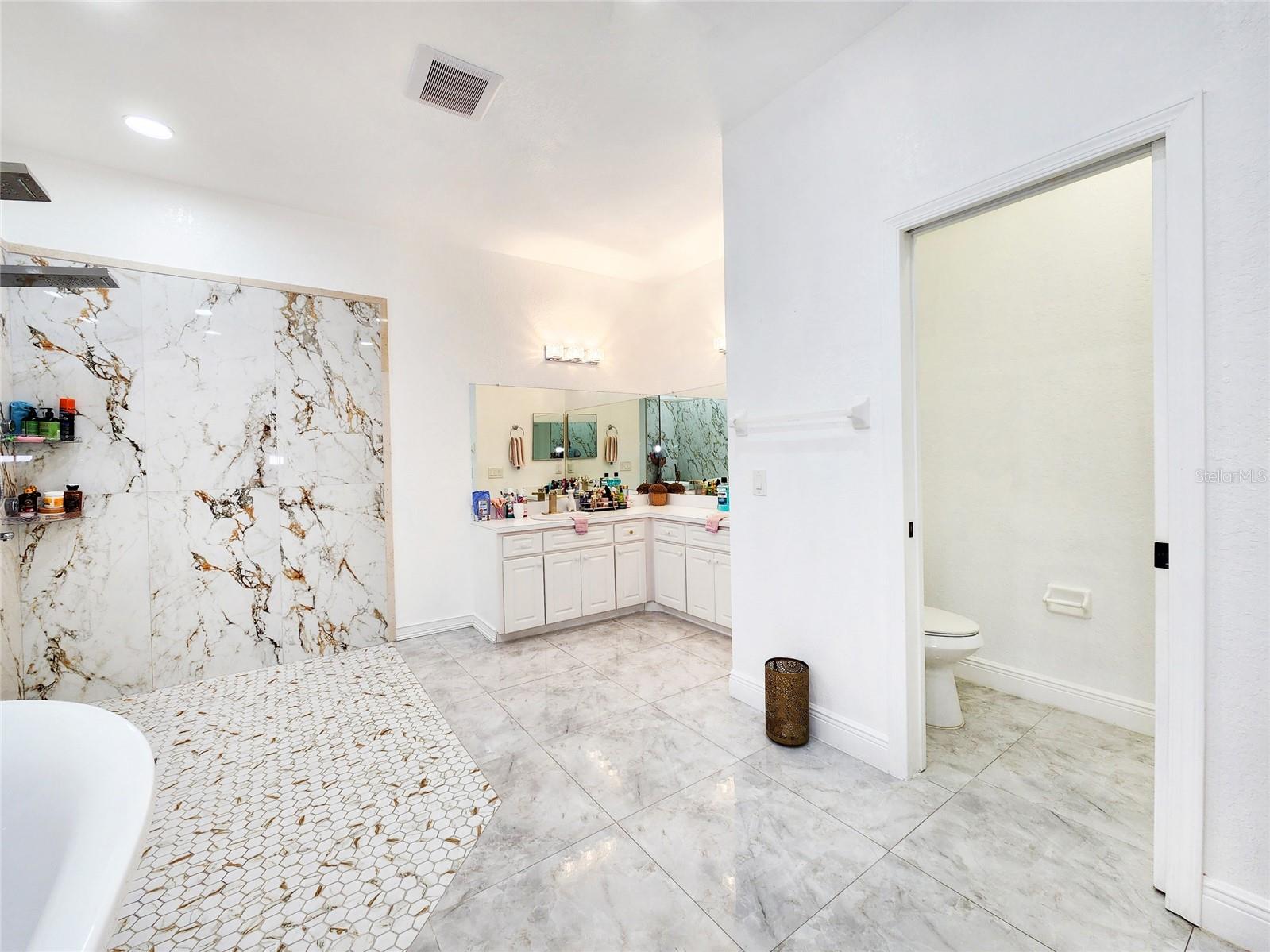 2735 BERKFORD CIR, LAKELAND, FL, 33810