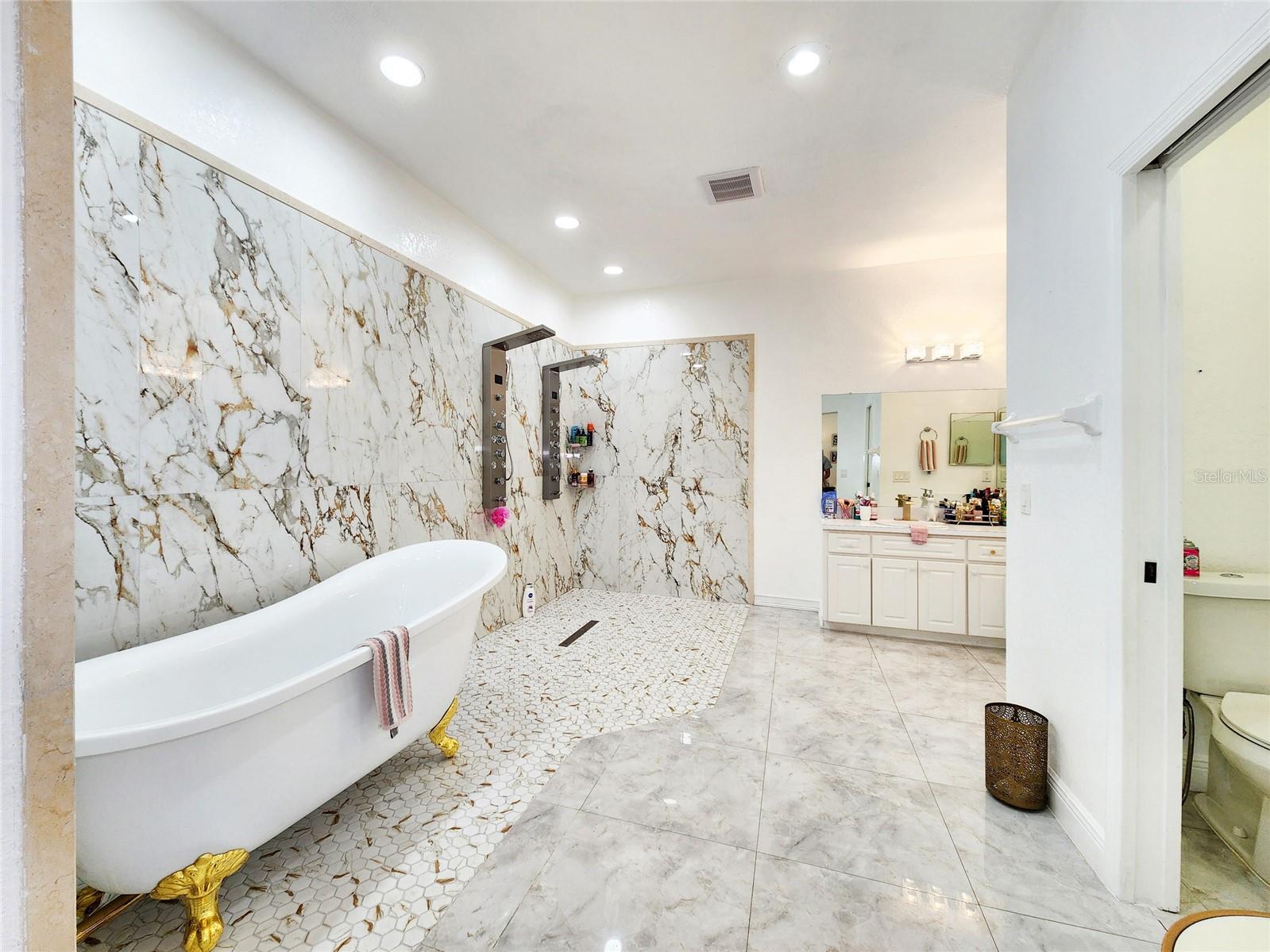 2735 BERKFORD CIR, LAKELAND, FL, 33810