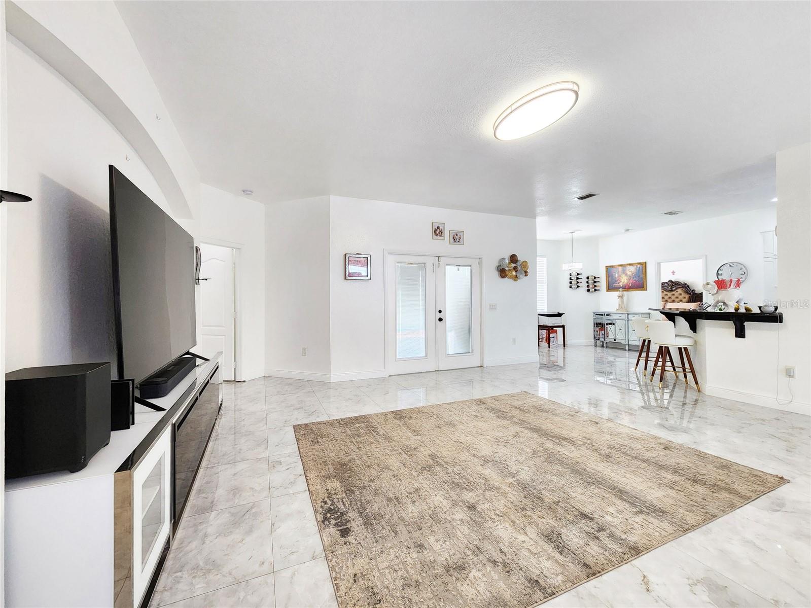2735 BERKFORD CIR, LAKELAND, FL, 33810