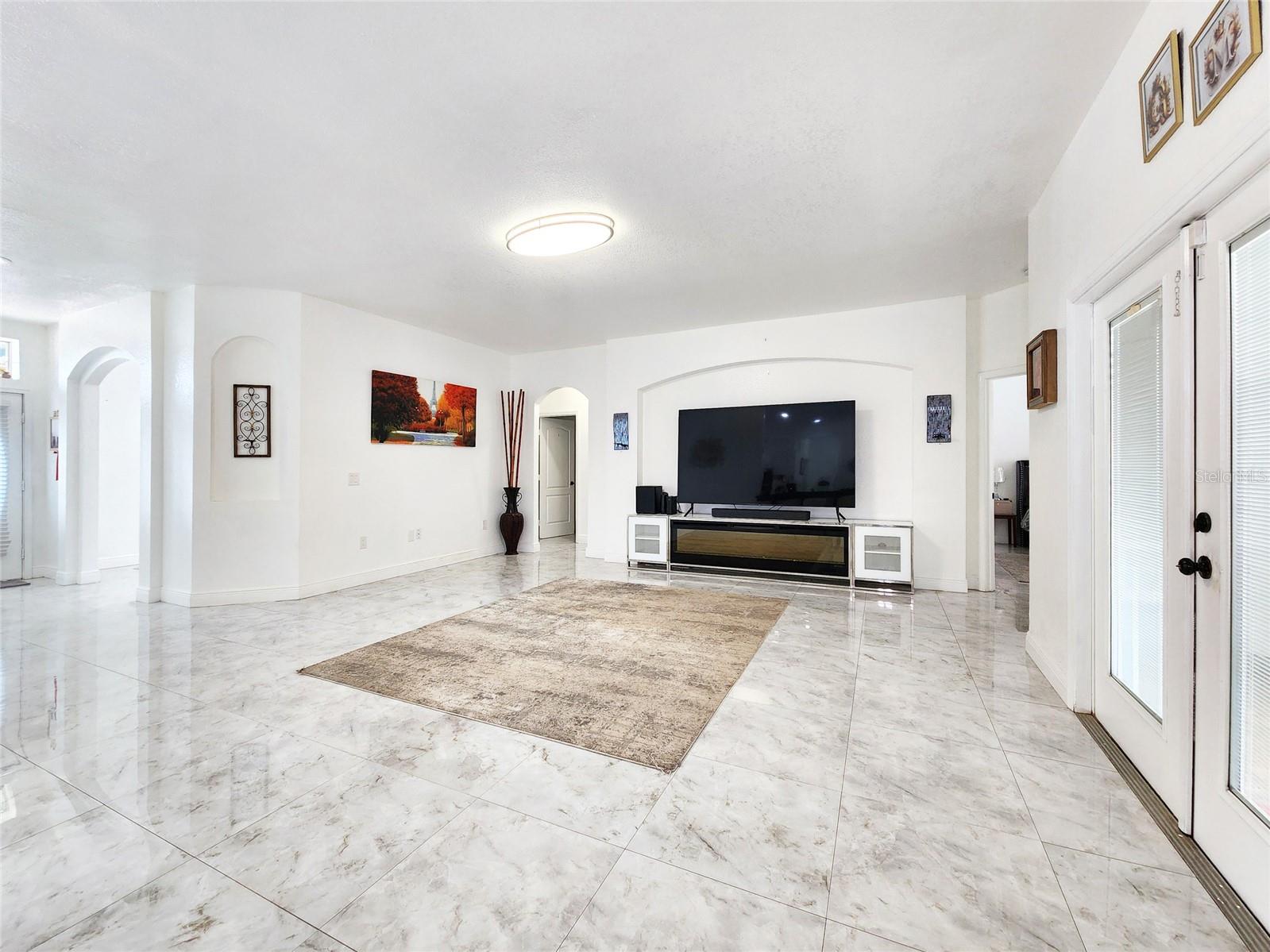 2735 BERKFORD CIR, LAKELAND, FL, 33810