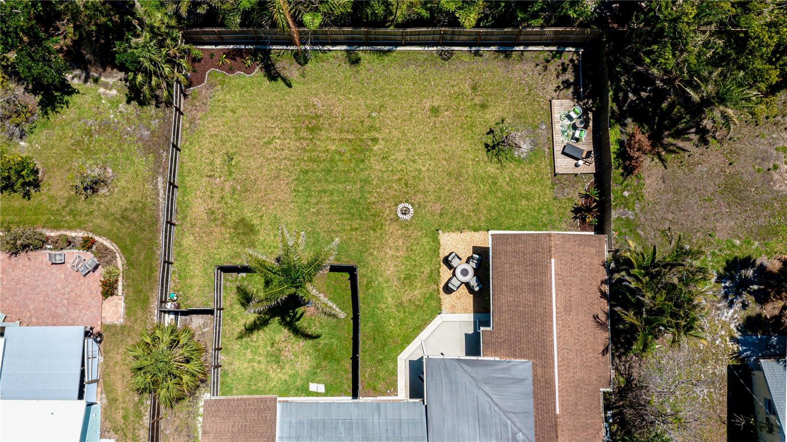 411 PAMETO RD, NOKOMIS, FL, 34275