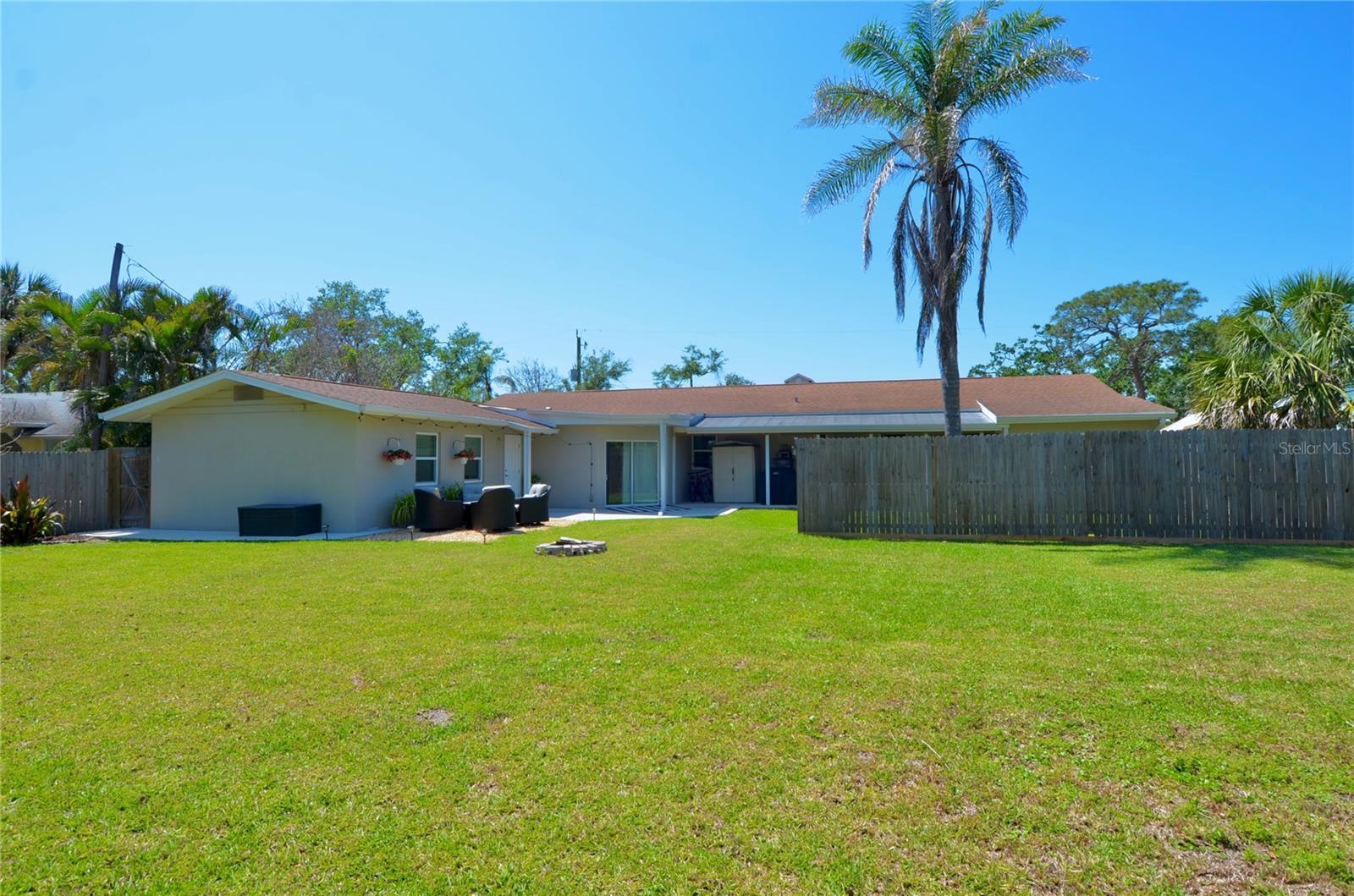 411 PAMETO RD, NOKOMIS, FL, 34275