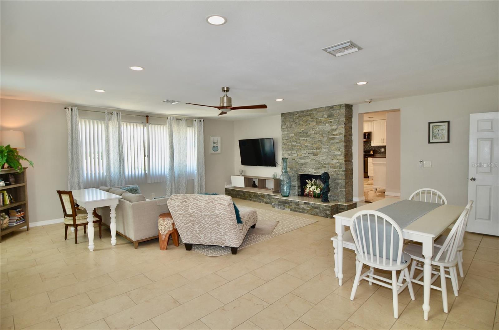 411 PAMETO RD, NOKOMIS, FL, 34275