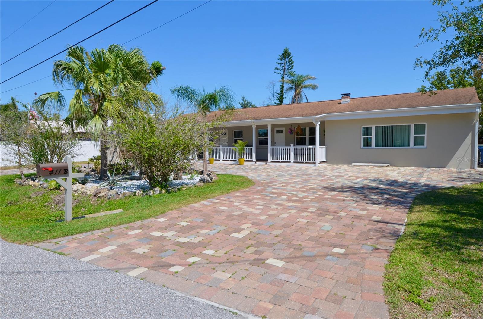 411 PAMETO RD, NOKOMIS, FL, 34275