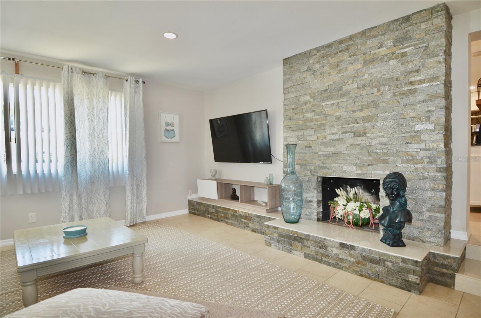 411 PAMETO RD, NOKOMIS, FL, 34275