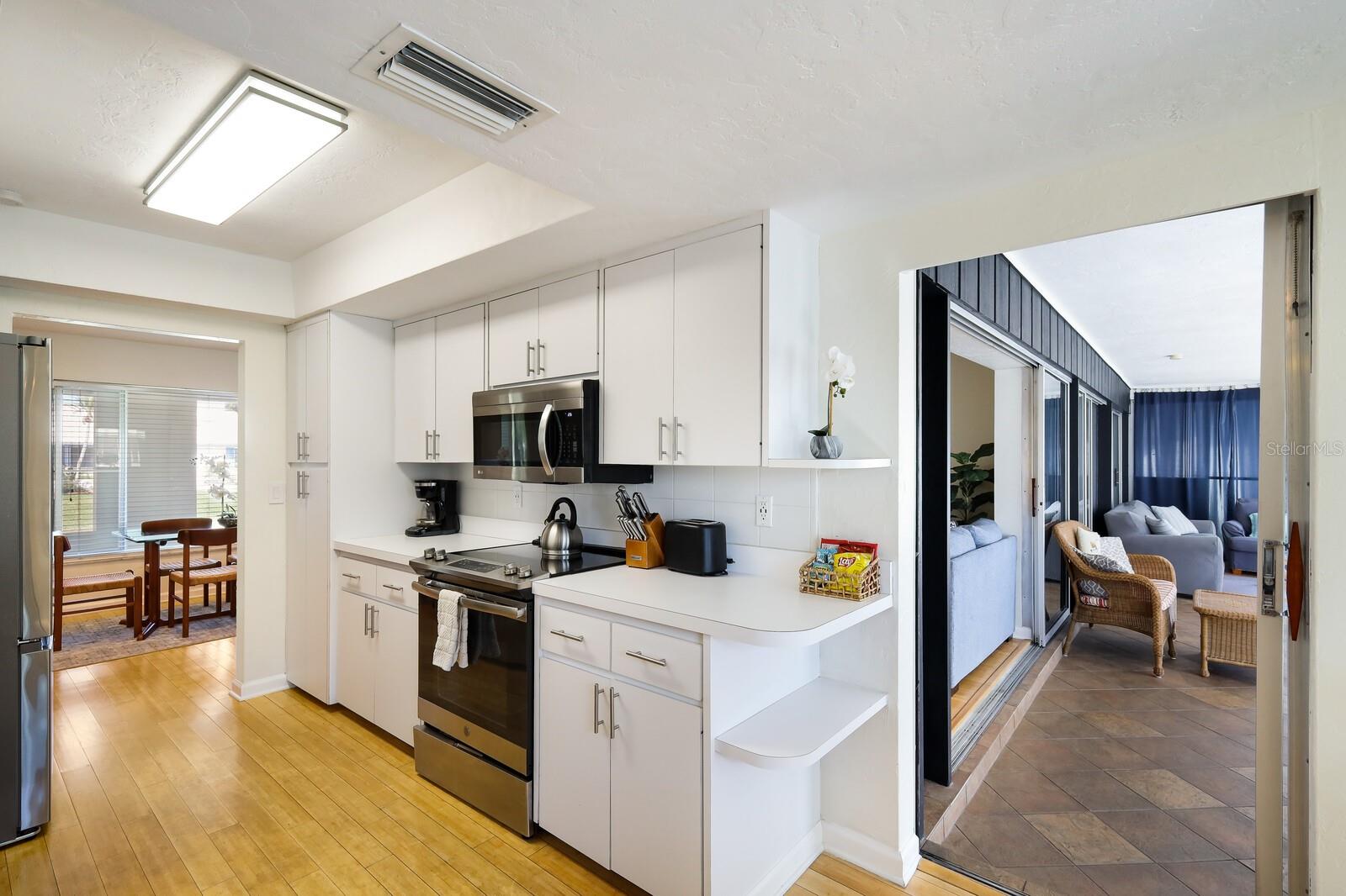 7301 12TH AVE W, BRADENTON, FL, 34209