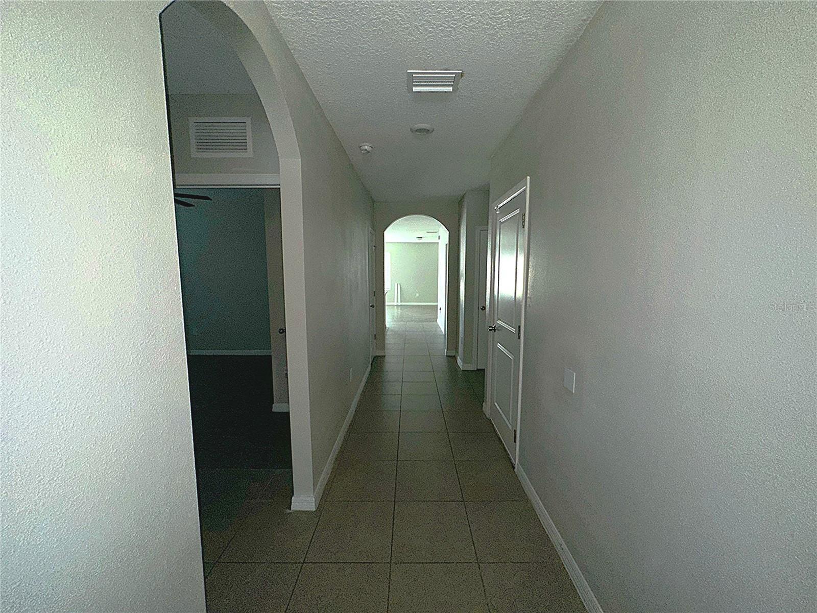 11521 KOTI CREEK LN, THONOTOSASSA, FL, 33592