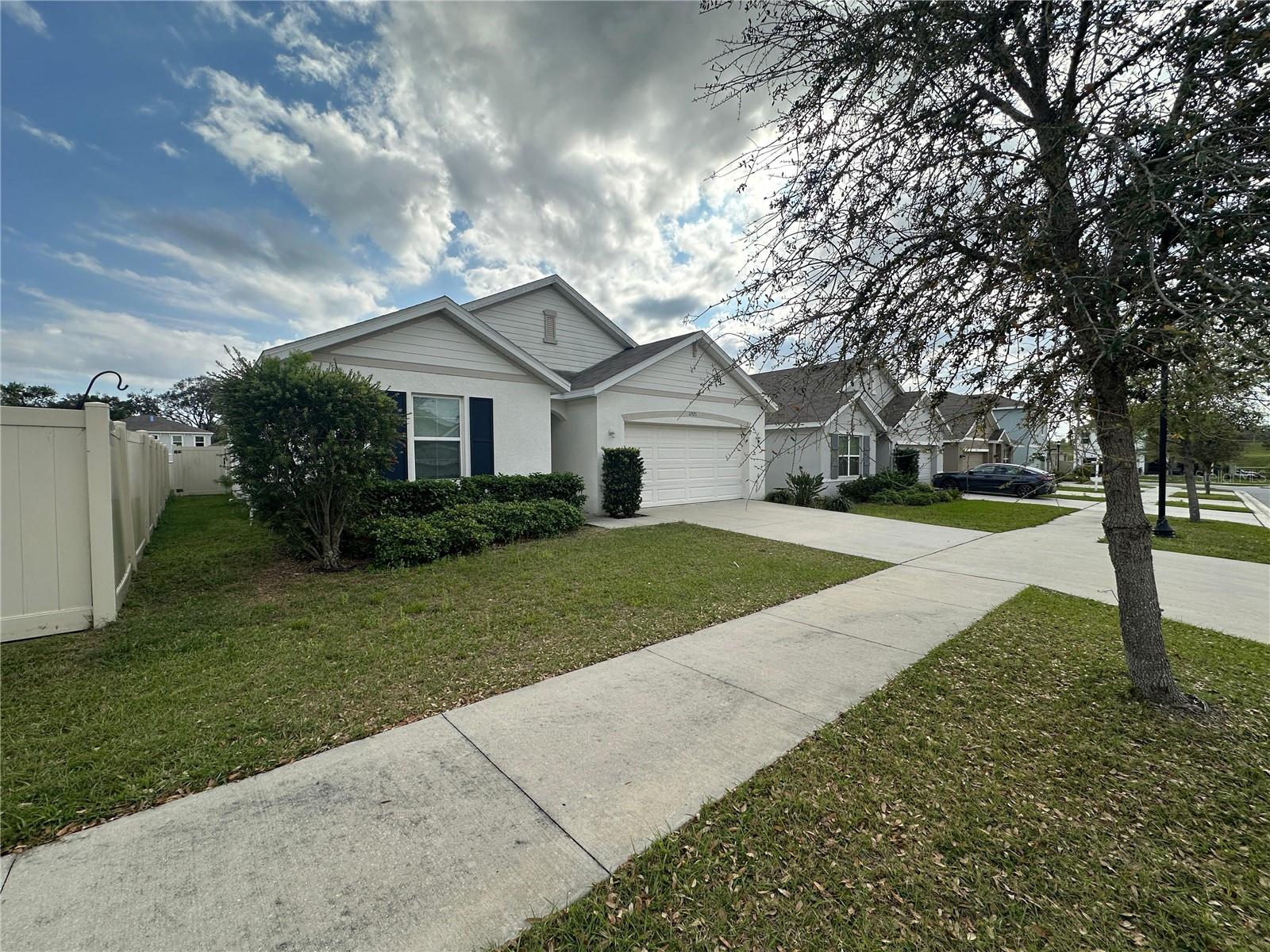 11521 KOTI CREEK LN, THONOTOSASSA, FL, 33592