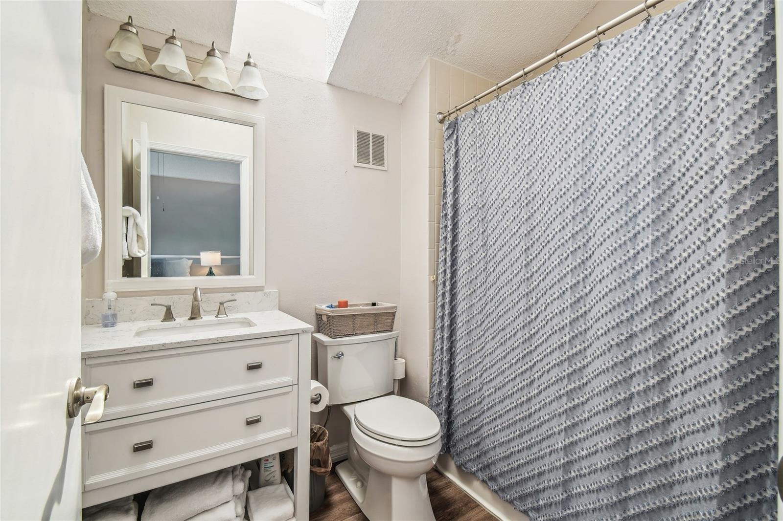 5537 SEA FOREST DR #301, NEW PORT RICHEY, FL, 34652