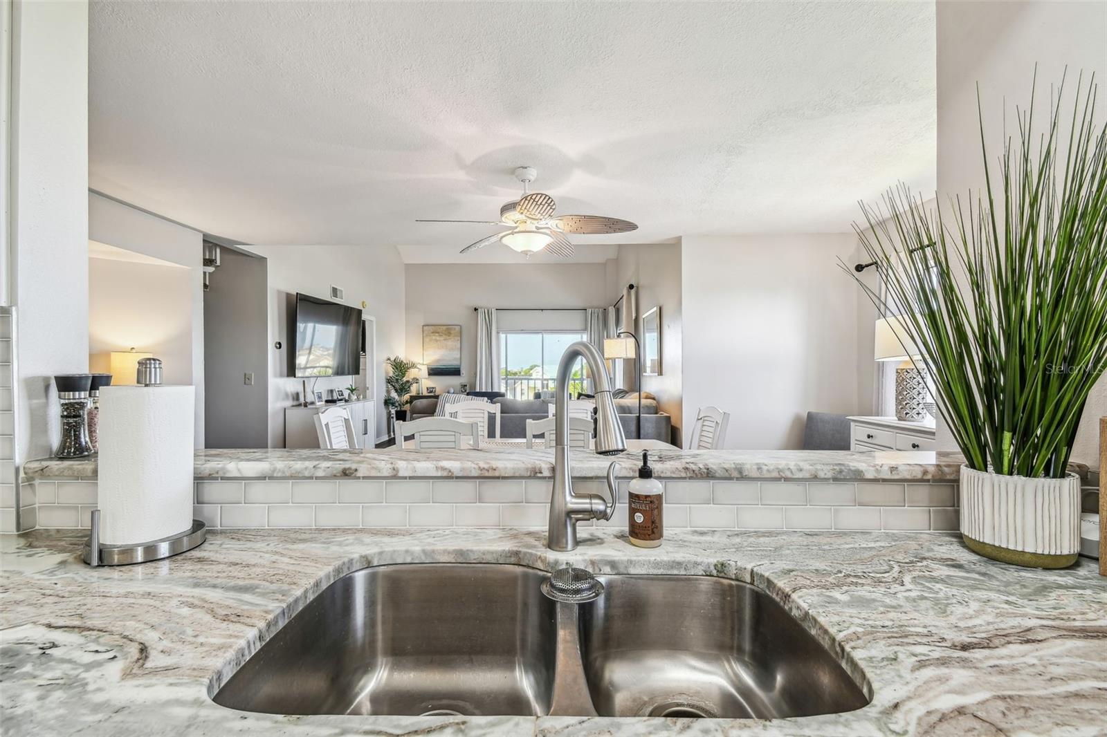 5537 SEA FOREST DR #301, NEW PORT RICHEY, FL, 34652