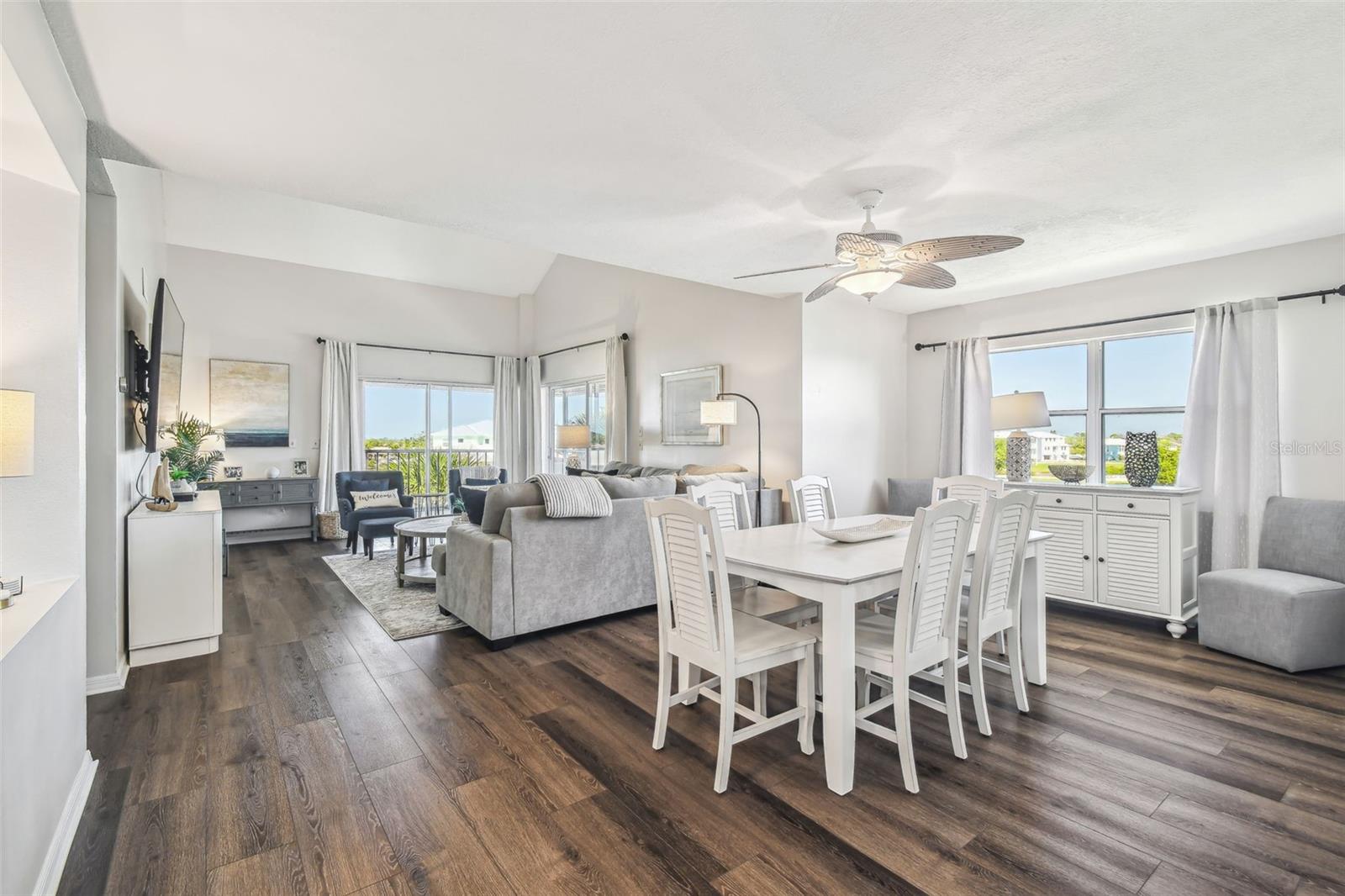 5537 SEA FOREST DR #301, NEW PORT RICHEY, FL, 34652