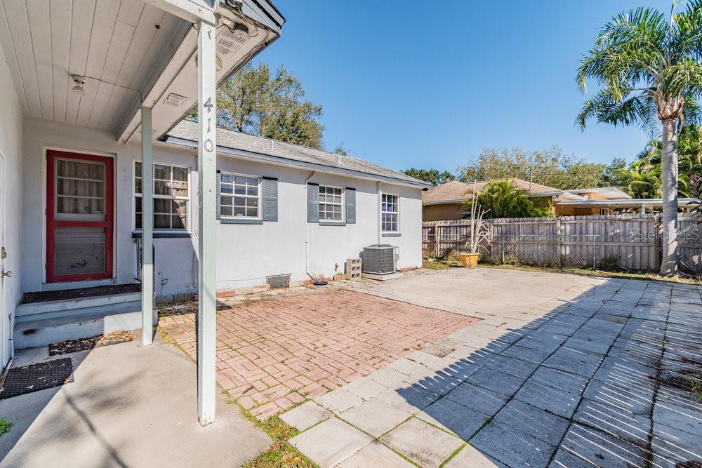 410 39TH AVE NE, ST PETERSBURG, FL, 33703