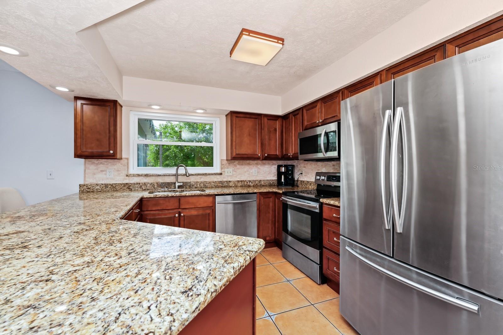 275 W 3RD ST, CHULUOTA, FL, 32766