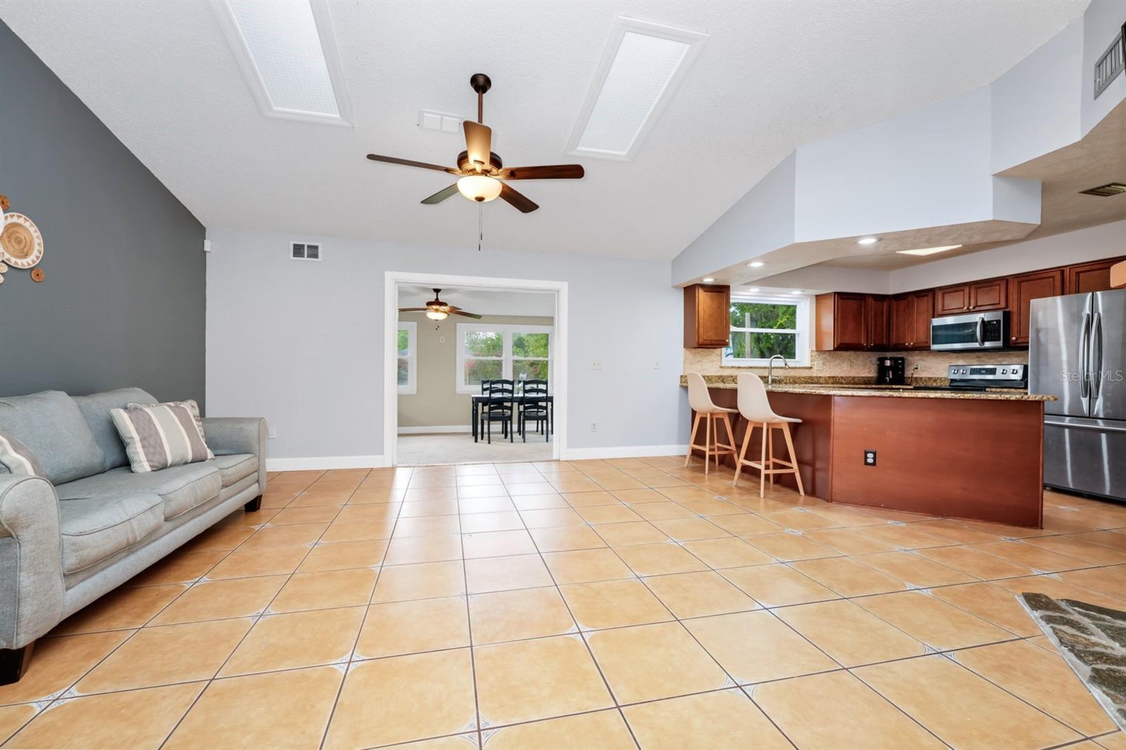 275 W 3RD ST, CHULUOTA, FL, 32766