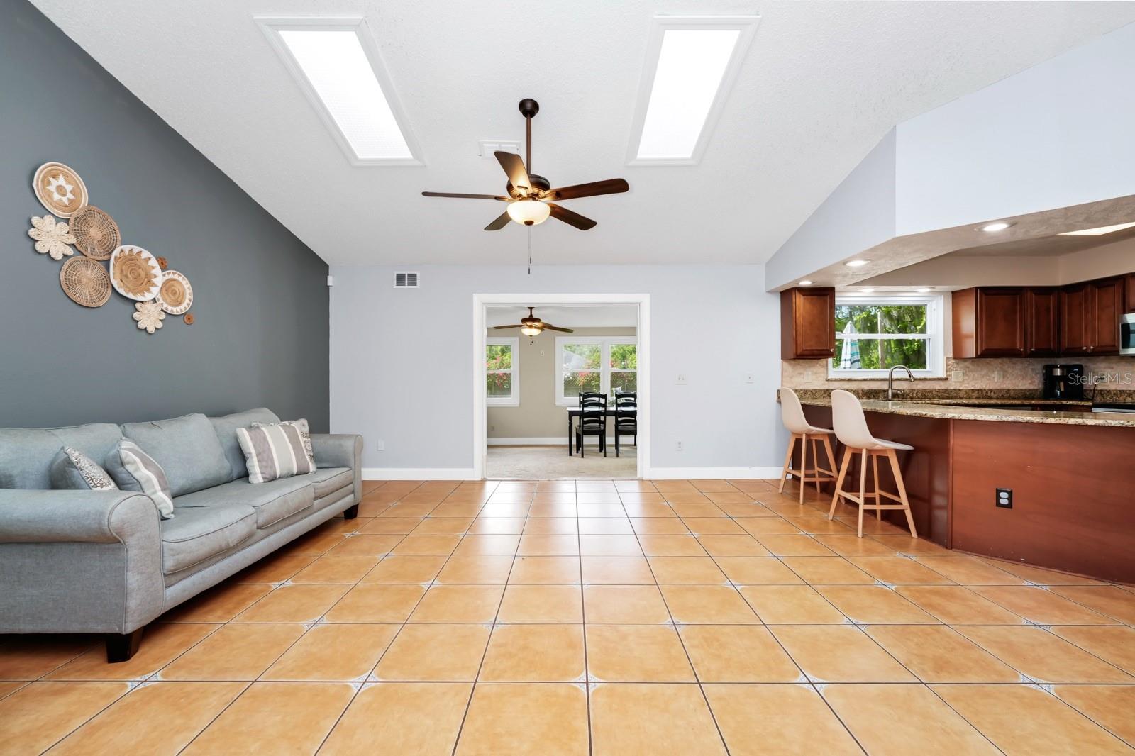 275 W 3RD ST, CHULUOTA, FL, 32766
