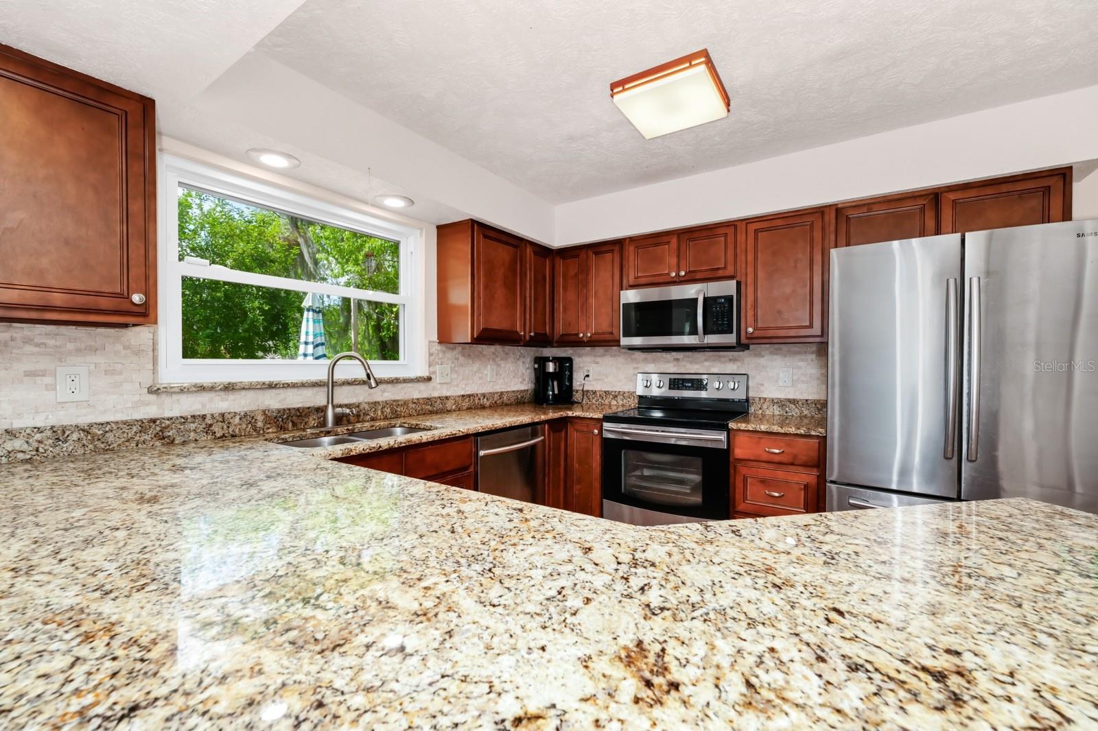 275 W 3RD ST, CHULUOTA, FL, 32766