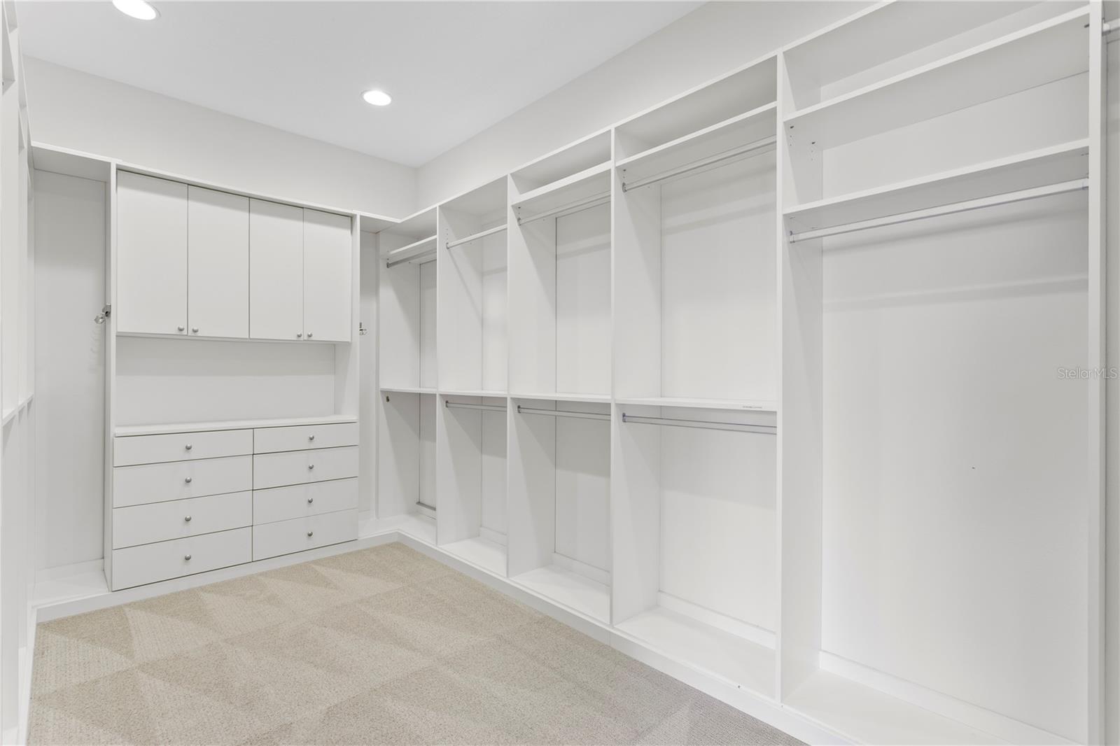 3411 W EL PRADO BLVD, TAMPA, FL, 33629