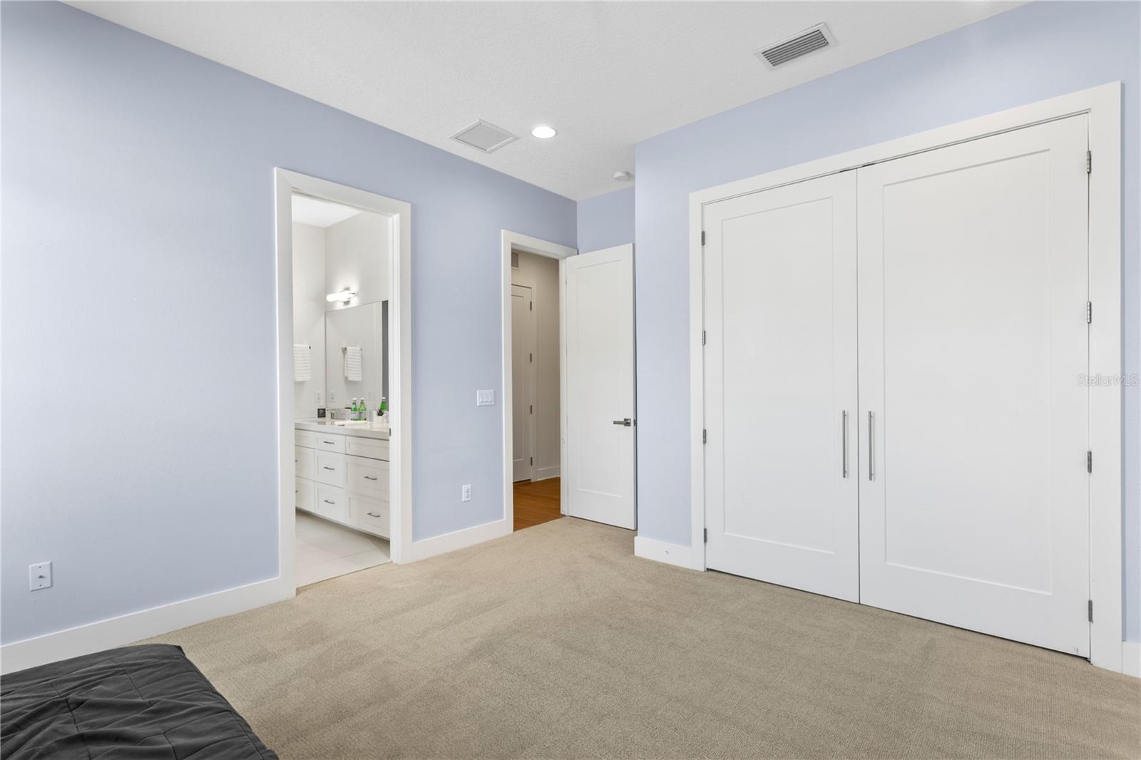 3411 W EL PRADO BLVD, TAMPA, FL, 33629