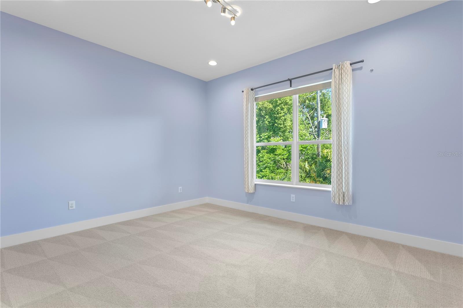 3411 W EL PRADO BLVD, TAMPA, FL, 33629