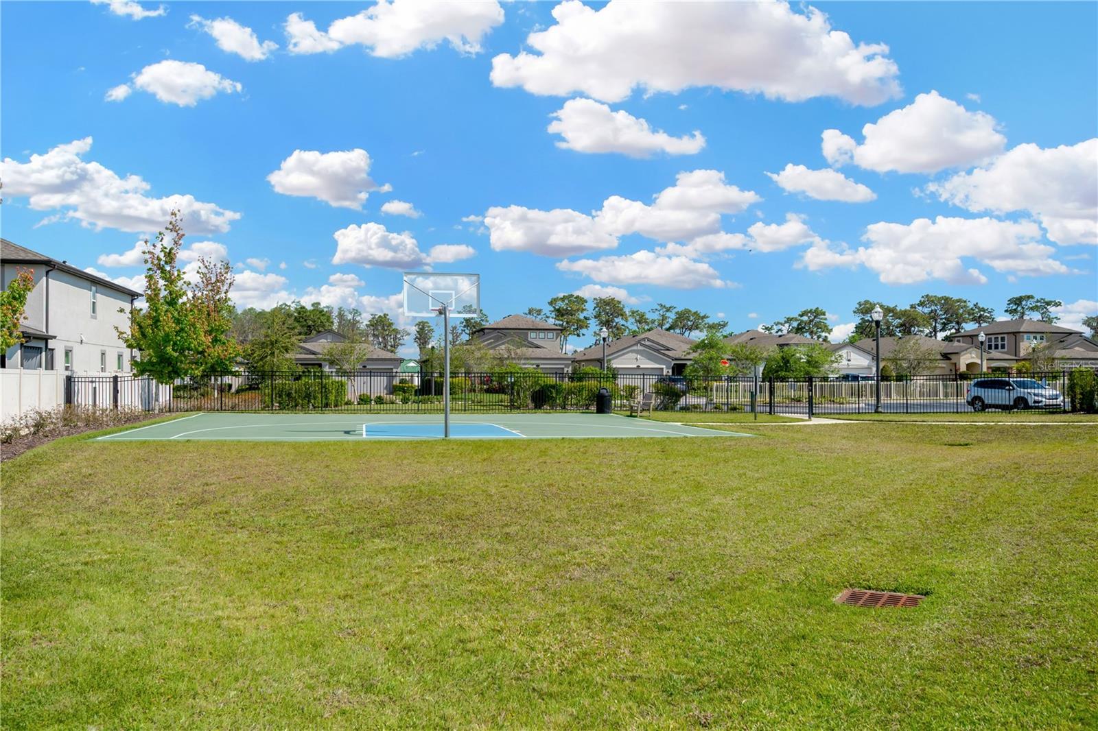 19592 BREYNIA DR, LUTZ, FL, 33558