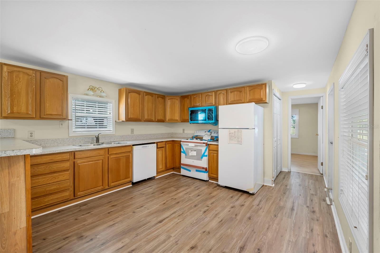 5741 E LAKE FOX DR, WINTER HAVEN, FL, 33884