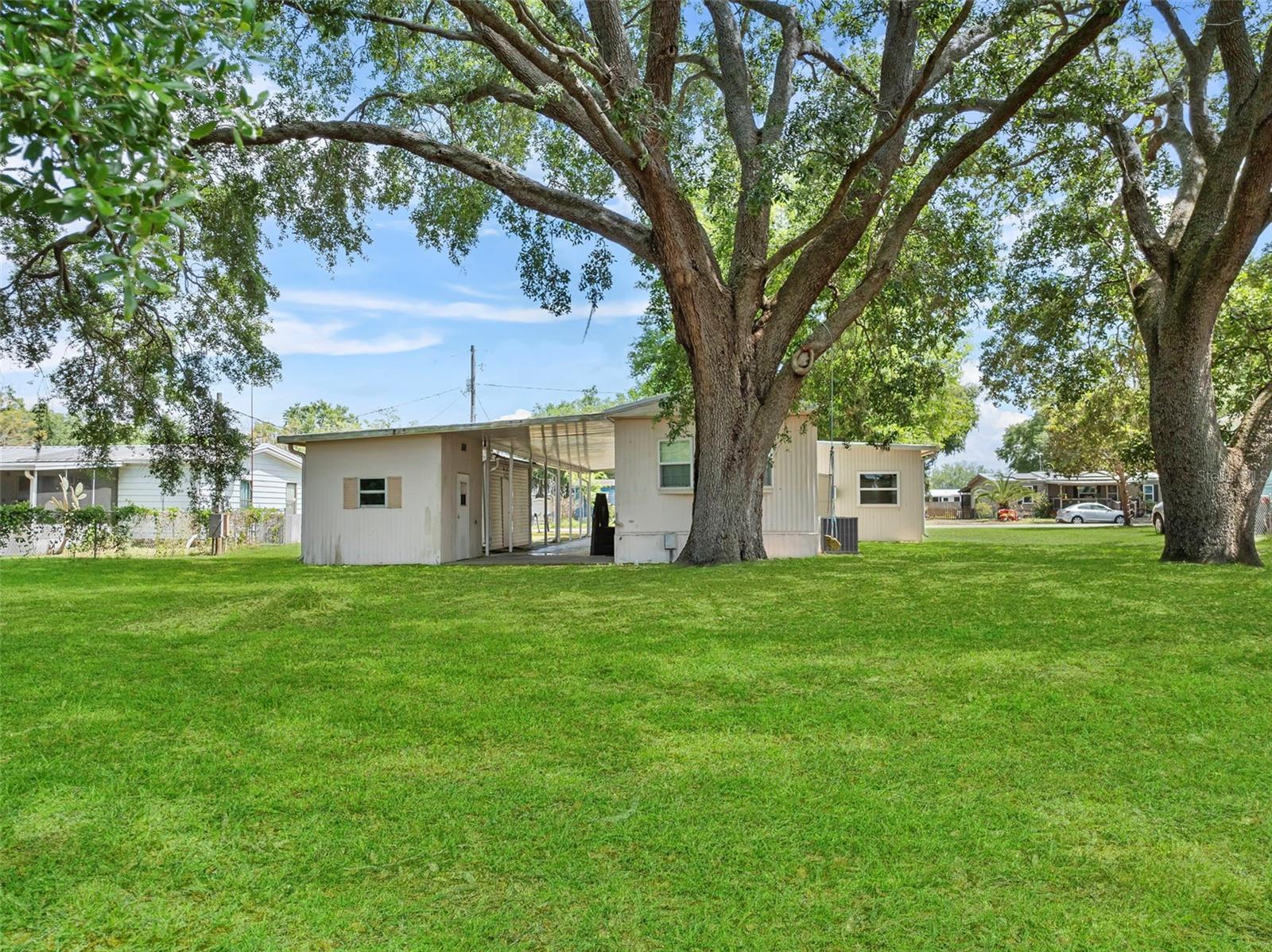 5741 E LAKE FOX DR, WINTER HAVEN, FL, 33884