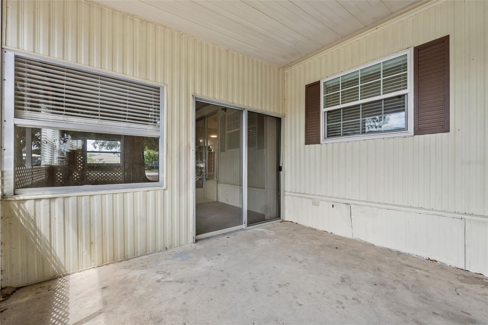5741 E LAKE FOX DR, WINTER HAVEN, FL, 33884