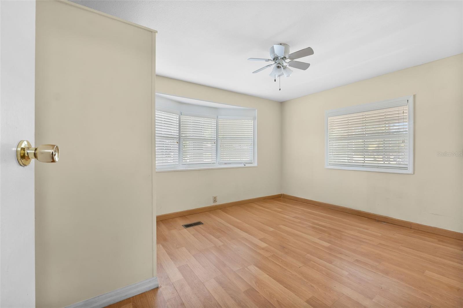 5741 E LAKE FOX DR, WINTER HAVEN, FL, 33884