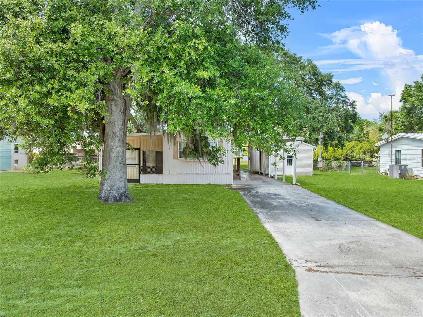 5741 E LAKE FOX DR, WINTER HAVEN, FL, 33884