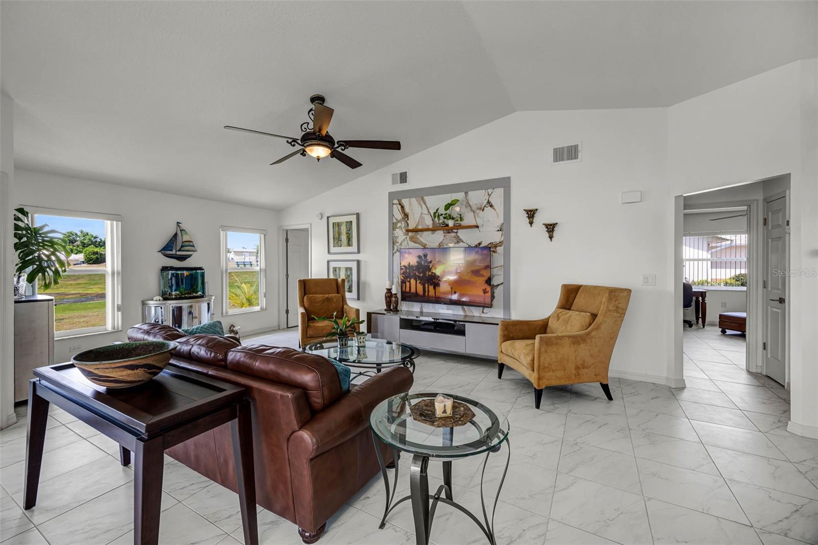 530 EASTLAKE DR, HAINES CITY, FL, 33844