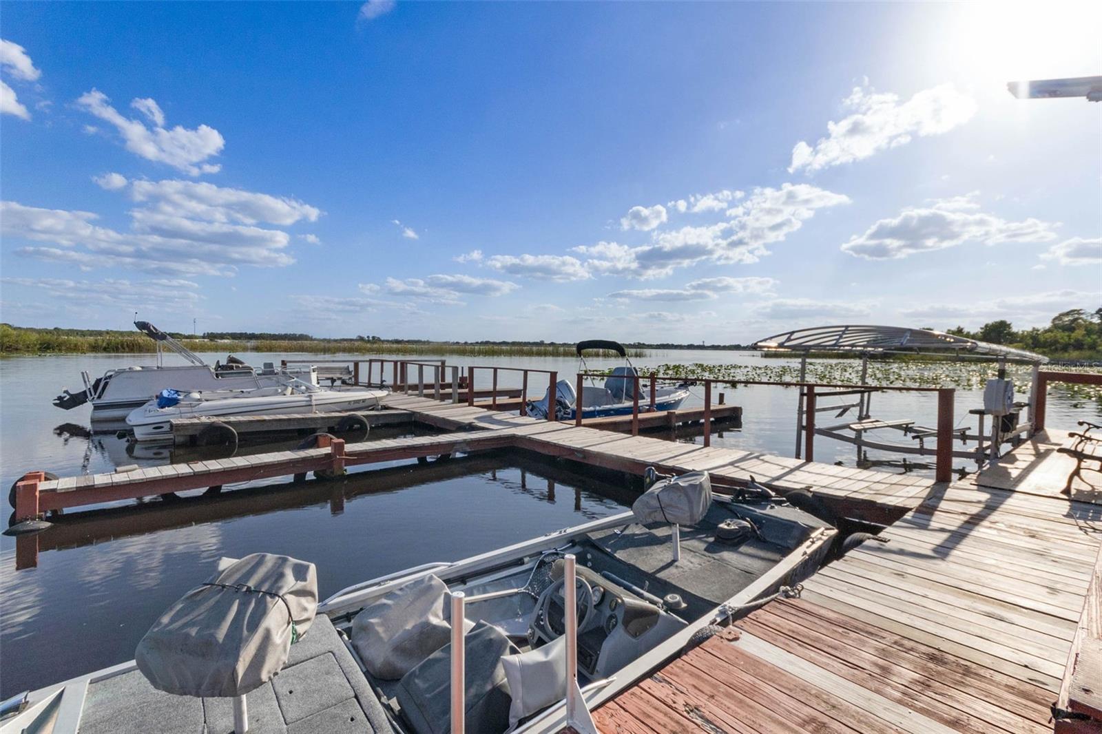530 EASTLAKE DR, HAINES CITY, FL, 33844