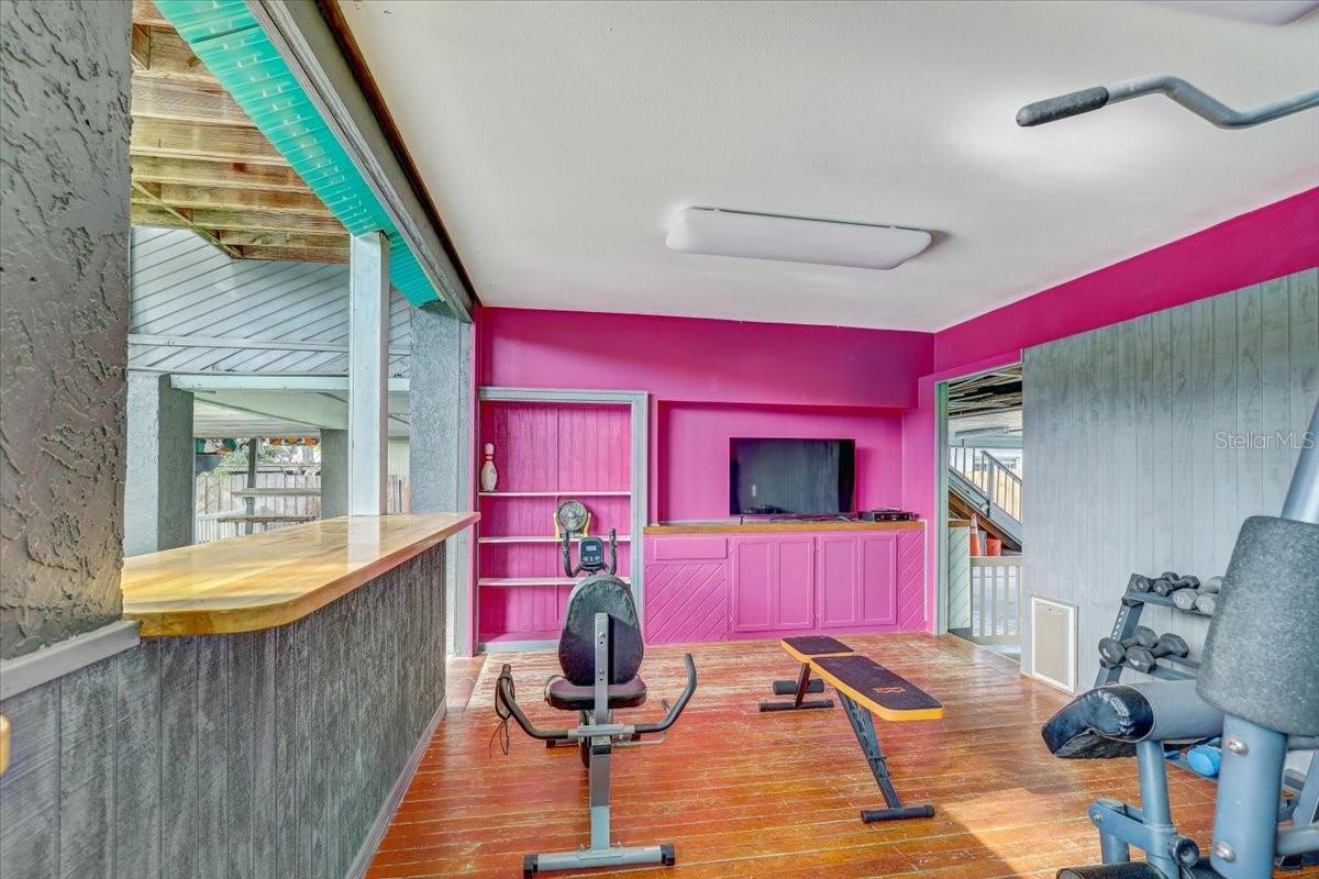 7500 N OLA AVE, TAMPA, FL, 33604