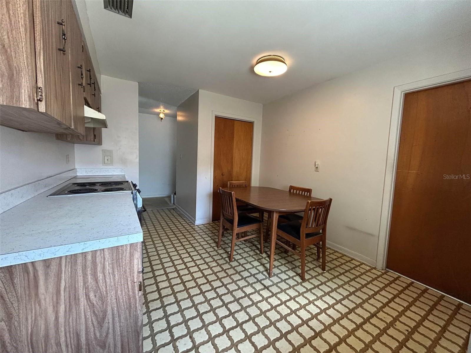 704 ROBERT ST, KISSIMMEE, FL, 34741