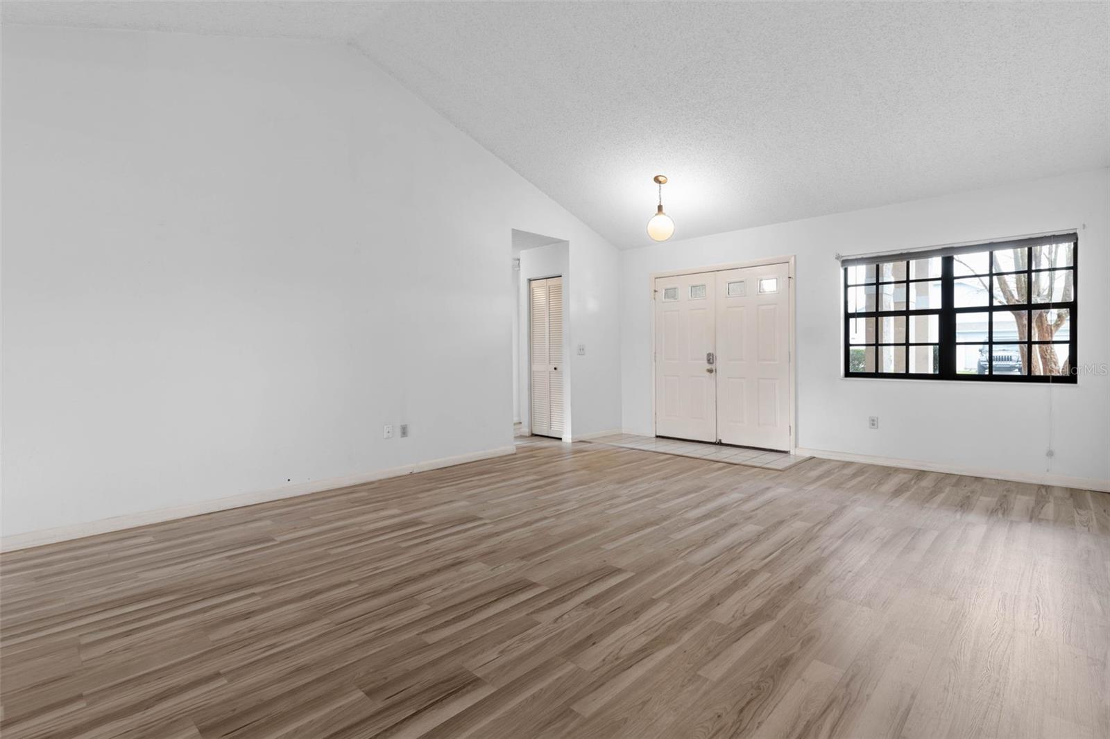 100 WESTBURY LN, PALM COAST, FL, 32164