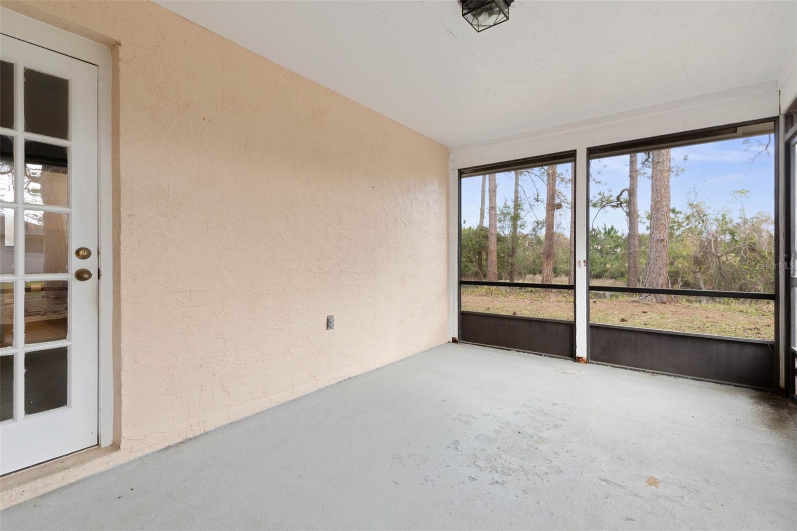 100 WESTBURY LN, PALM COAST, FL, 32164