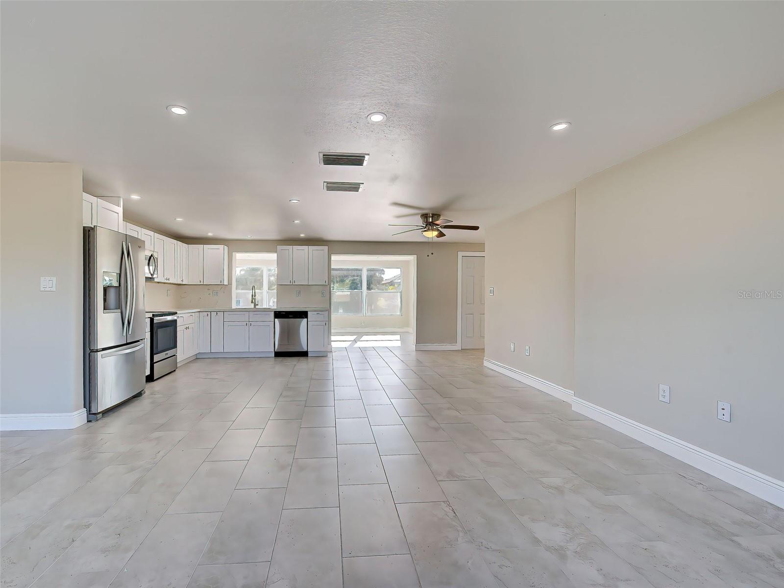 4342 EWING CIR, PORT CHARLOTTE, FL, 33948