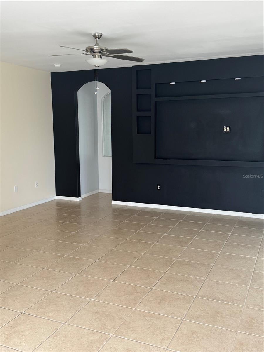 1944 THE OAKS BLVD, KISSIMMEE, FL, 34746