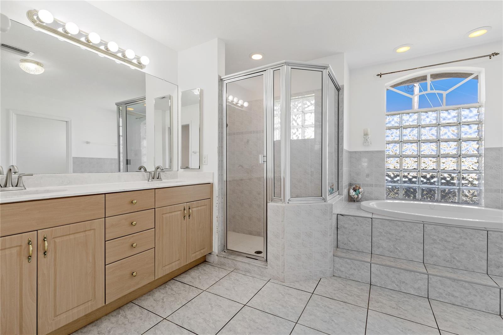 1001 NW 35TH AVE, CAPE CORAL, FL, 33993