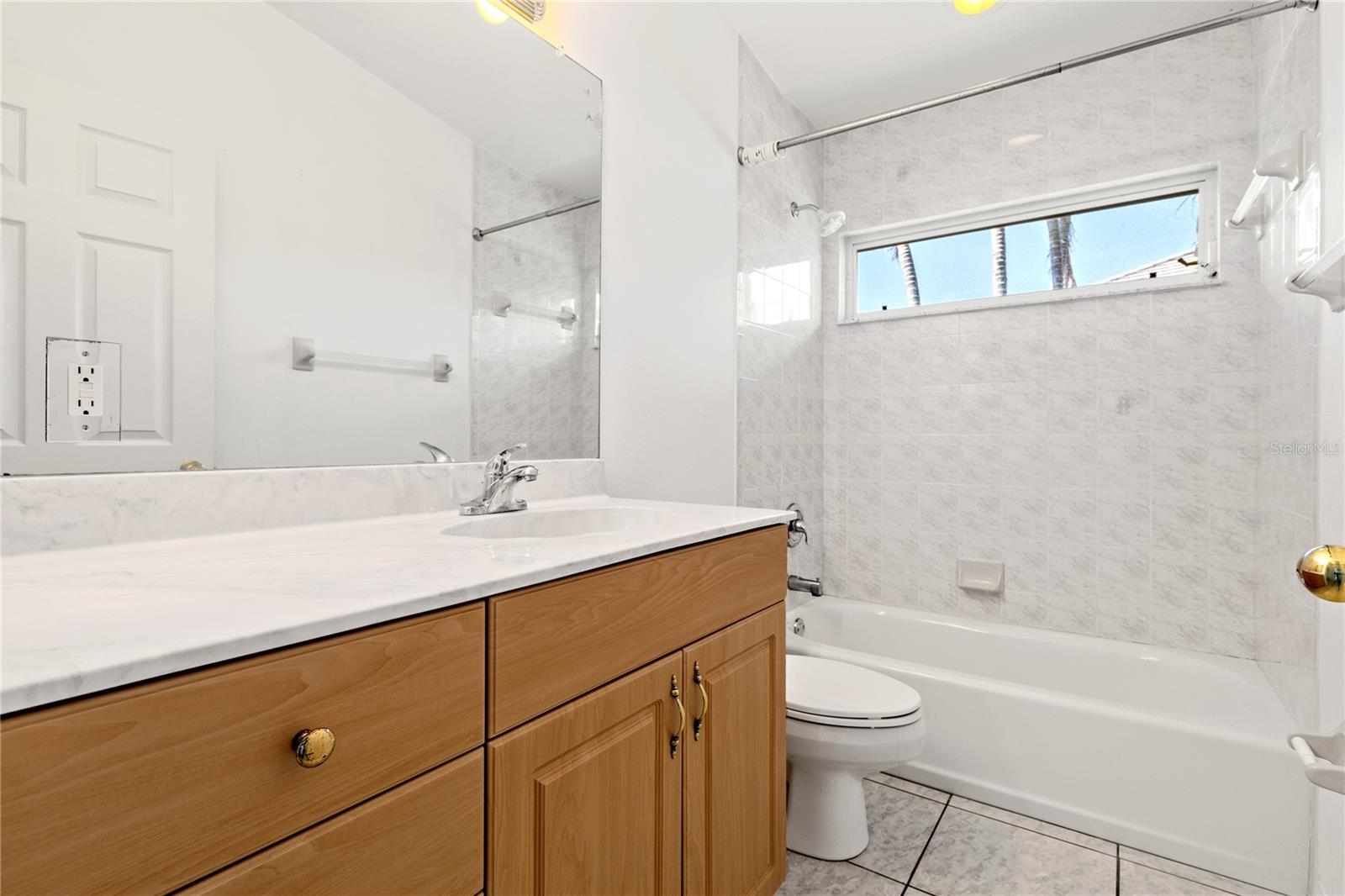 1001 NW 35TH AVE, CAPE CORAL, FL, 33993