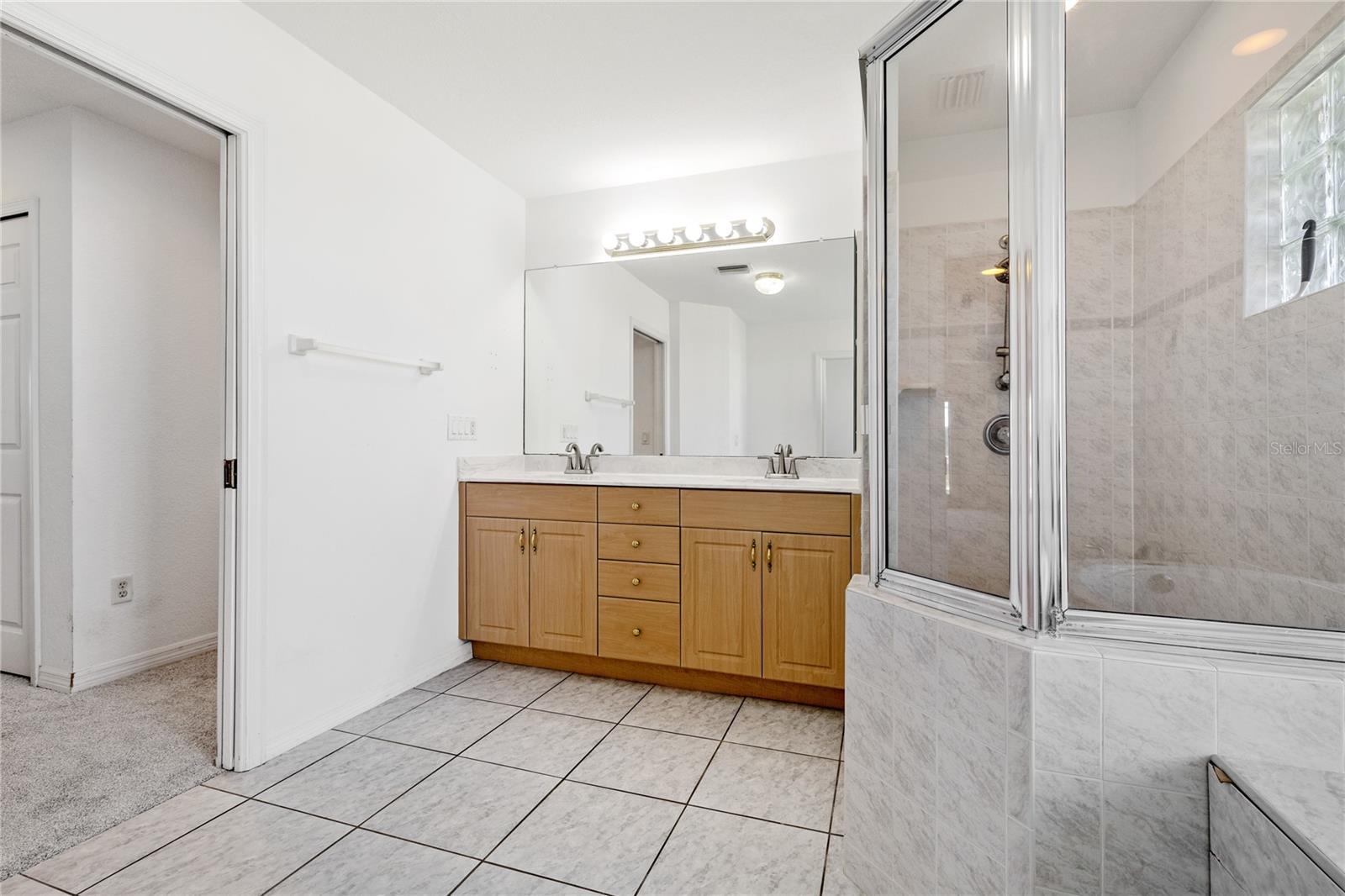 1001 NW 35TH AVE, CAPE CORAL, FL, 33993