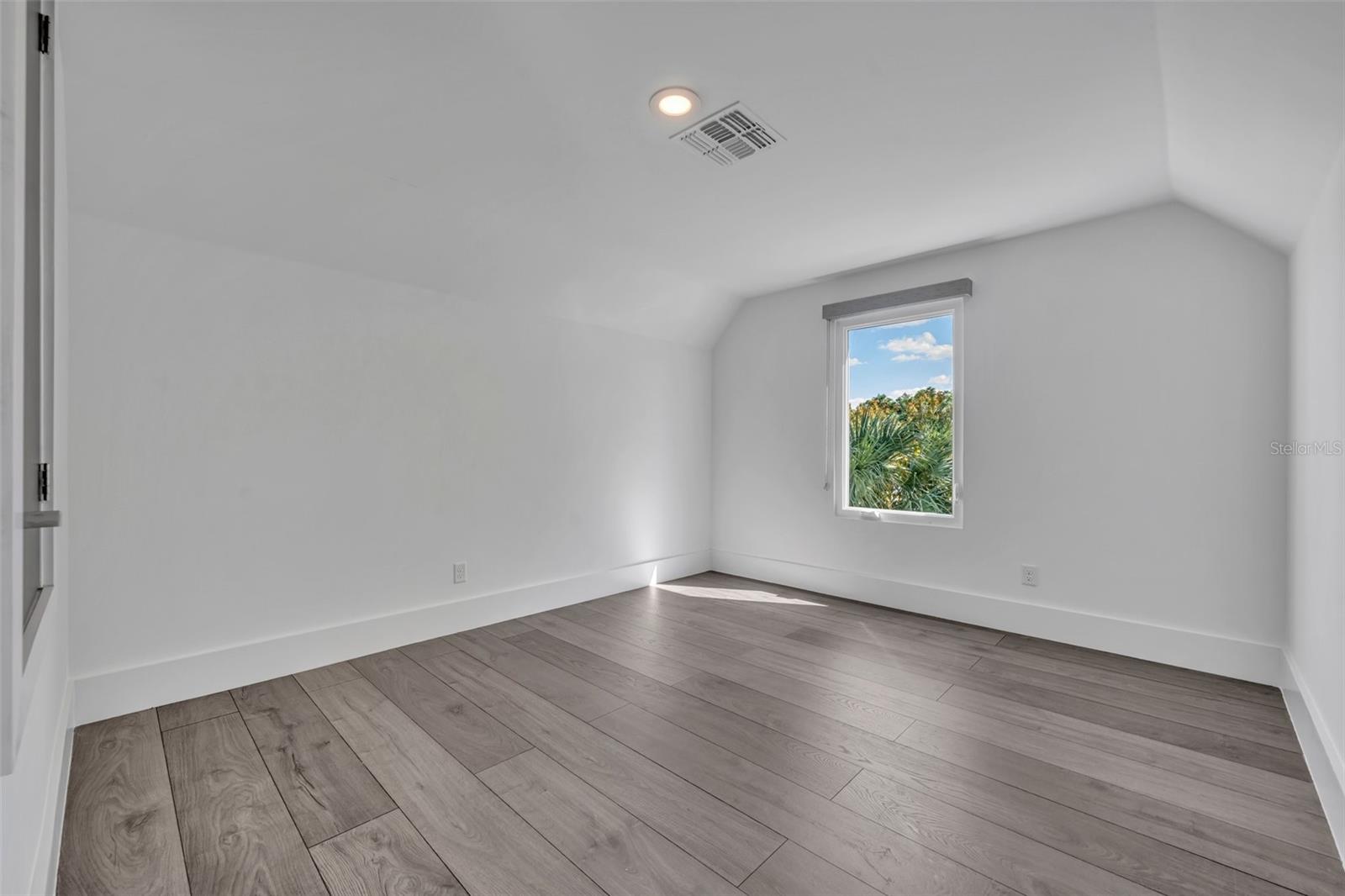 830 W CANTON AVE, WINTER PARK, FL, 32789